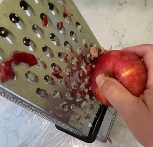 Apple Spice Cake with Fresh Apples Shred Apples