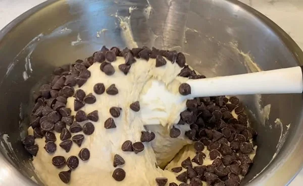 Banana Chocolate Chip Muffins Large Batch Add Chocolate Chips