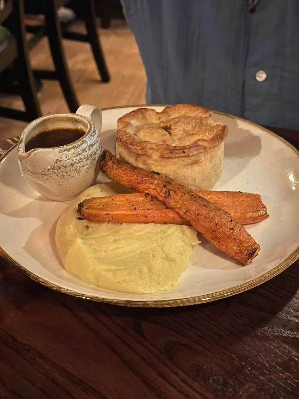 Best London Pubs The Blackfriar Steak and Ale Pie