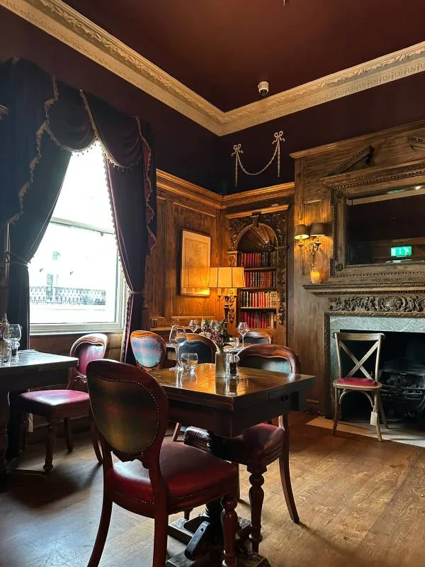 Best London Pubs The Victoria Library Bar