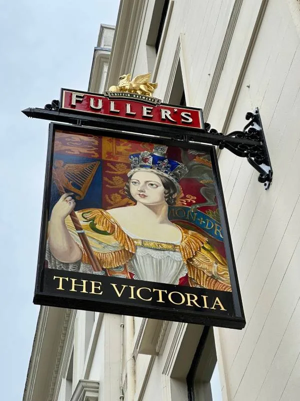 Best London Pubs The Victoria Things to Know
