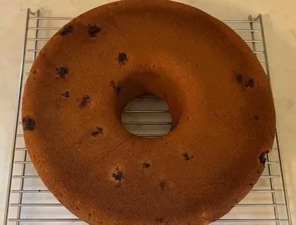 Cool the Blackberry Lemon Bundt Cake