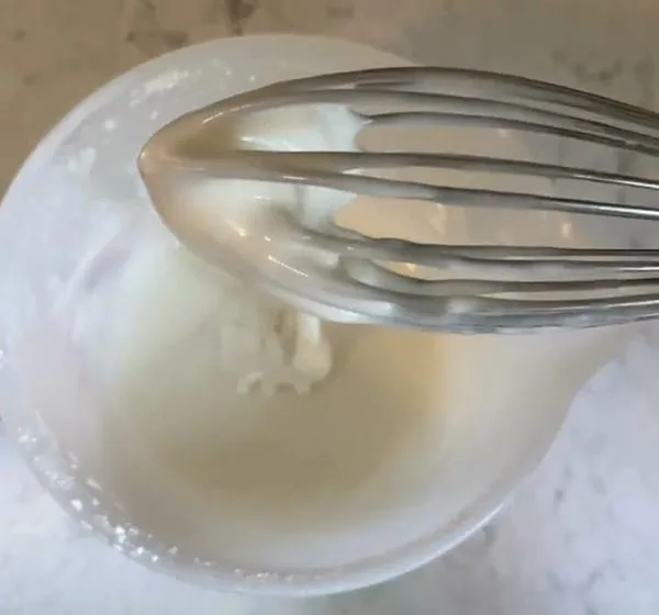 Make a Thick Lemon Glaze