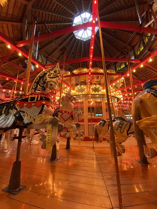 Bushnell Park Carousel An Armored Horse