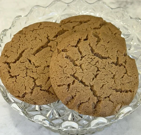 Chewy Peanut Butter Cookies