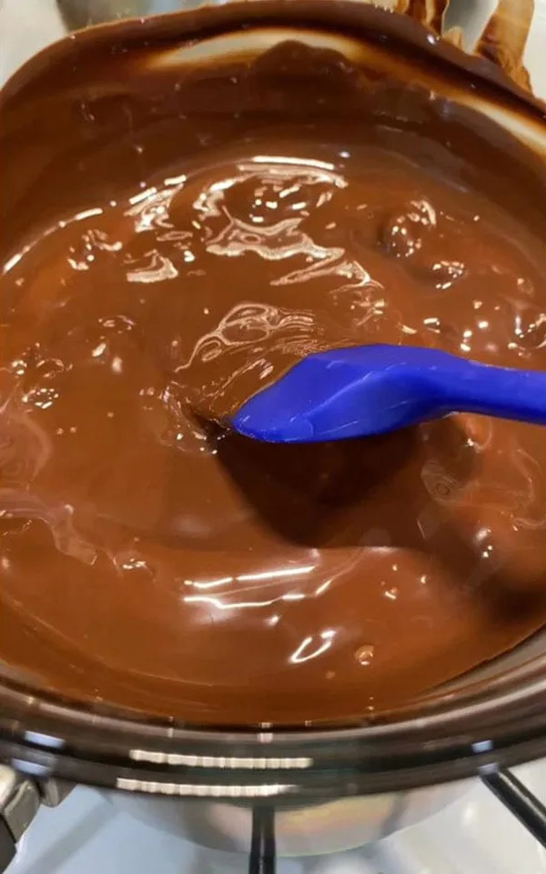 Chocolate Marshmallow Pies Melt the Chocolate