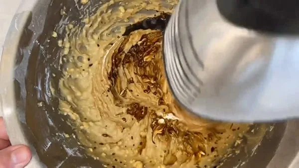 Coffee Cupcakes with Instant Coffee Add Coffee and Sour Cream