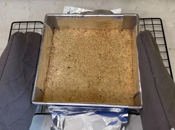 Easy Lemon Bars Bake Until Light Golden Brown