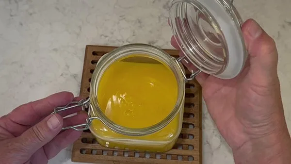 Easy Lemon Curd Ready for the Refrigerator