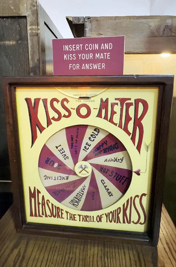 Musee Mecanique San Francisco Kiss-o-Meter