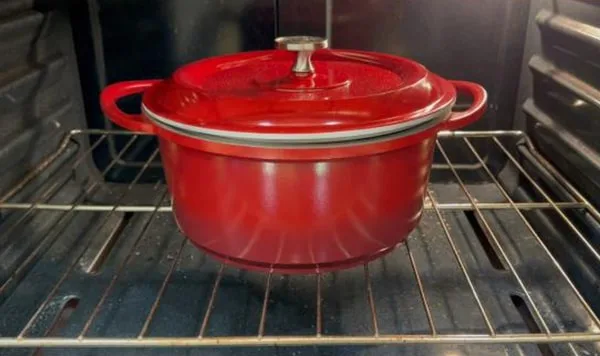 No Knead Dutch Oven Bread Preheat Dutch Oven