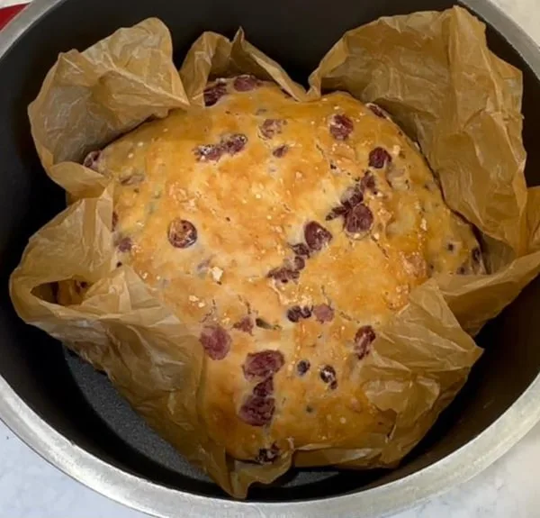 No Knead Dutch Oven Bread