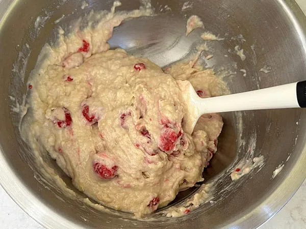 Raspberry Muffins with Frozen Raspberries Stir Egg Mixture into the Flour Mixture