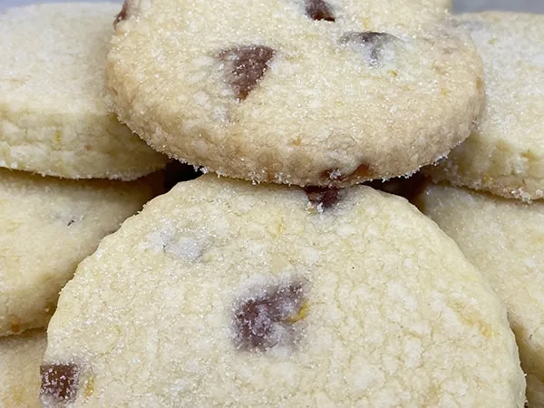 strawberry-lemon-shortbread-cookies-strawberry-and-lemon-go-together